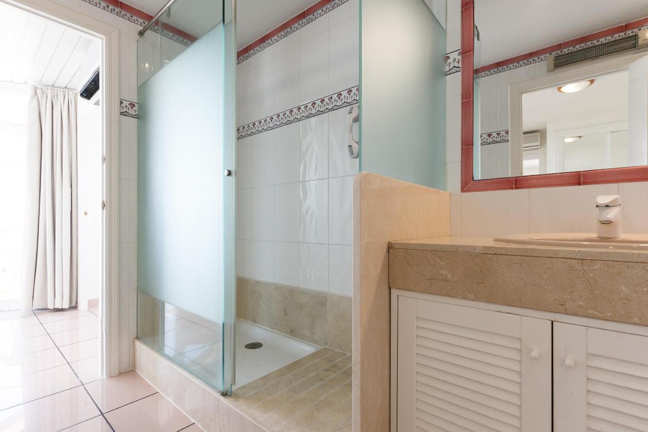 Uhc Center Apartments Salou Luaran gambar