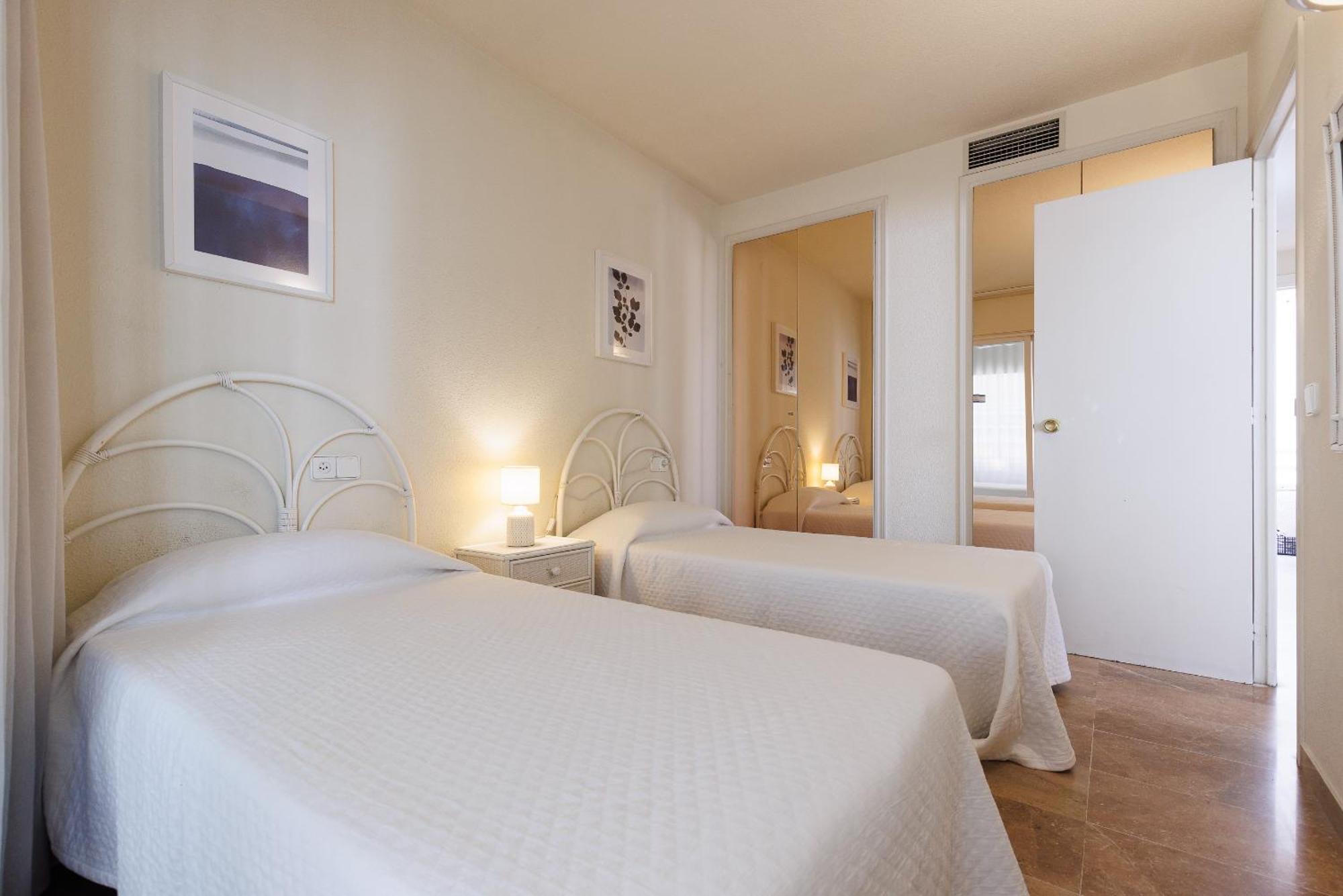 Uhc Center Apartments Salou Luaran gambar